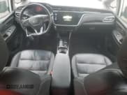 ✅ 2023 Chevrolet Bolt EV 2LT • VIN: 1G1FX6S05P4161512 • Lot: 51911805. Wystawiony na Copart z przebiegiem 37 885 mil. Bezpłatny archiwum sprzedaży aukcyjnych z USA i szczegółowy raport historii pojazdu na DreamBid. Zdjęcie 8.