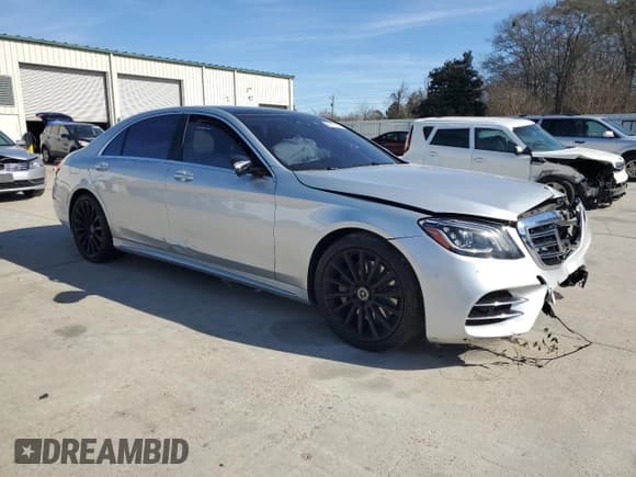 ✅ 2020 Mercedes-Benz S 560 • VIN: WDDUG8DB3LA502612 • Лот: 88217025. Опубликован ранее на Copart с пробегом 139 914 миль. Бесплатный доступ к архиву аукционных продаж из США и подробный отчёт об истории автомобиля на DreamBid. Изображение 4.