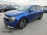 ✅ 2023 Kia Sportage EX • VIN: 5XYK33AF5PG057108 • Лот: 89718805. Опубликован ранее на Copart с пробегом 56 017 миль. Бесплатный доступ к архиву аукционных продаж из США и подробный отчёт об истории автомобиля на DreamBid. Изображение 1.