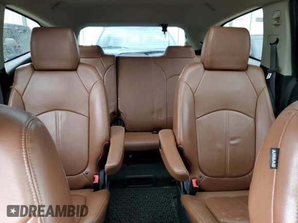 ✅ 2015 Chevrolet Traverse LT • VIN: 1GNKRHKD4FJ221740 • Lot: 55963634. Wystawiony na Copart z przebiegiem 79 218 mil. Bezpłatny archiwum sprzedaży aukcyjnych z USA i szczegółowy raport historii pojazdu na DreamBid. Zdjęcie 10.