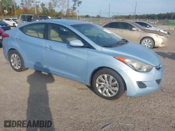 ✅ 2012 Hyundai Elantra GLS • VIN: KMHDH4AE2CU230224 • Lot: 43827706. Wystawiony na IAAI z przebiegiem 215 650 mil. Bezpłatny archiwum sprzedaży aukcyjnych z USA i szczegółowy raport historii pojazdu na DreamBid. Zdjęcie 1.
