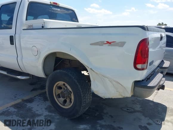 ✅ 1999 Ford F-250 XL • VIN: 1FTNW21S7XEB95334 • Lot: 43113361. Listed on IAAI with 219,093 mi. Free auction sales archive from the USA and detailed vehicle history report at DreamBid. Image 17.