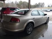 ✅ 2004 Chrysler Sebring Touring • VIN: 1C3EL56R24N301205 • Lot: 41255936. Wystawiony na IAAI z przebiegiem 107 290 mil. Bezpłatny archiwum sprzedaży aukcyjnych z USA i szczegółowy raport historii pojazdu na DreamBid. Zdjęcie 4.