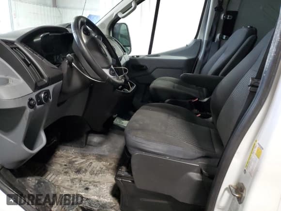 ✅ 2017 Ford Transit • VIN: 1FTYE1YM0HKA42072 • Lot: 42093155. Listed on Copart with Not provided. Free auction sales archive from the USA and detailed vehicle history report at DreamBid. Image 7.