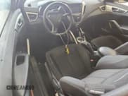 ✅ 2013 Hyundai Veloster w/Black Int • VIN: KMHTC6AD7DU085258 • Лот: 87466915. Опубликован ранее на Copart с пробегом Не указан. Бесплатный доступ к архиву аукционных продаж из США и подробный отчёт об истории автомобиля на DreamBid. Изображение 8.