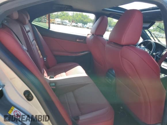 ✅ 2018 Lexus IS 300 • VIN: JTHC81D27J5033779 • Lot: 61334855. Wystawiony na Copart z przebiegiem 72 077 mil. Bezpłatny archiwum sprzedaży aukcyjnych z USA i szczegółowy raport historii pojazdu na DreamBid. Zdjęcie 10.