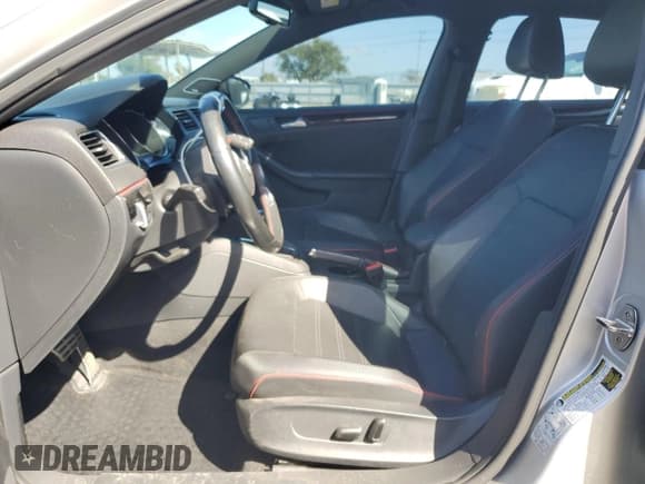 ✅ 2015 Volkswagen Jetta GLI SE • VIN: 3VW4T7AJ0FM264461 • Lot: 54869275. Listed on Copart with 62,501 mi. Free auction sales archive from the USA and detailed vehicle history report at DreamBid. Image 7.