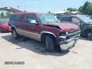 ✅ 2001 Chevrolet Silverado 1500 LS • VIN: 1GCEC14T71E308455 • Лот: 42681796. Опубликован ранее на IAAI с пробегом 157 410 миль. Бесплатный доступ к архиву аукционных продаж из США и подробный отчёт об истории автомобиля на DreamBid. Изображение 1.
