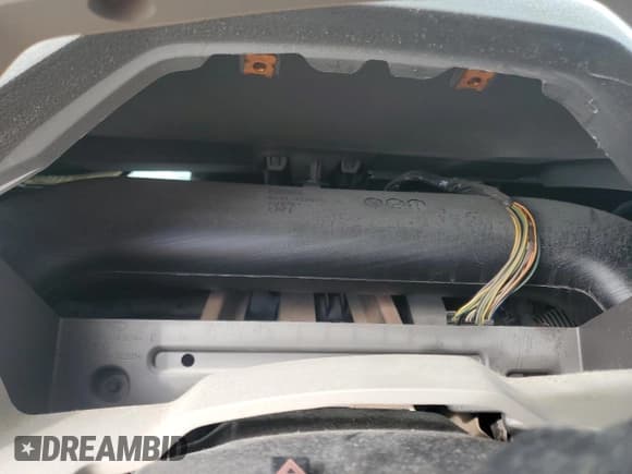 ✅ 2009 Ford F-250 XL • VIN: 1FTNF21509EA40914 • Lot: 44784735. Listed on Copart with Not provided. Free auction sales archive from the USA and detailed vehicle history report at DreamBid. Image 9.