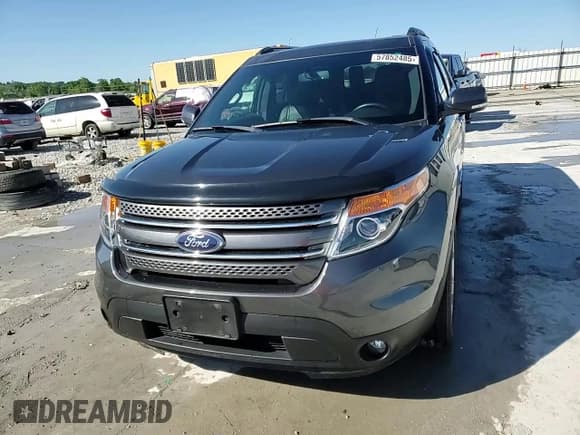 ✅ 2015 Ford Explorer Limited • VIN: 1FM5K7F83FGA07350 • Lot: 57852485. Wystawiony na Copart z przebiegiem 75 169 mil. Bezpłatny archiwum sprzedaży aukcyjnych z USA i szczegółowy raport historii pojazdu na DreamBid. Zdjęcie 14.