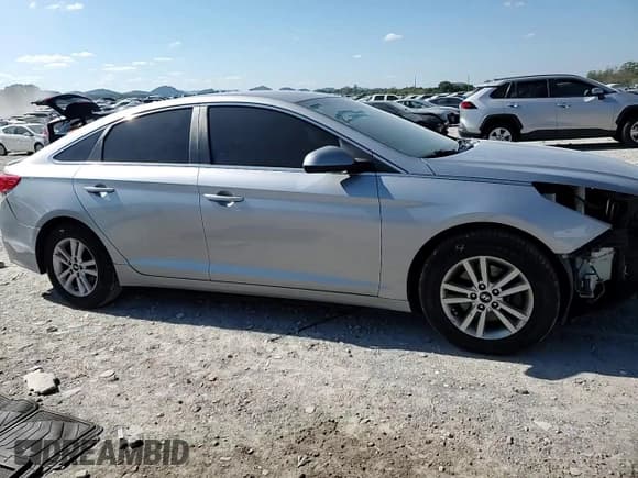✅ 2017 Hyundai Sonata 2.4L • VIN: 5NPE24AF4HH519982 • Лот: 81936125. Опубликован ранее на Copart с пробегом 158 936 миль. Бесплатный доступ к архиву аукционных продаж из США и подробный отчёт об истории автомобиля на DreamBid. Изображение 14.