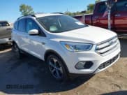 ✅ 2017 Ford Escape SE • VIN: 1FMCU0G98HUE71867 • Lot: 43479509. Wystawiony na IAAI z przebiegiem 73 687 mil. Bezpłatny archiwum sprzedaży aukcyjnych z USA i szczegółowy raport historii pojazdu na DreamBid. Zdjęcie 1.