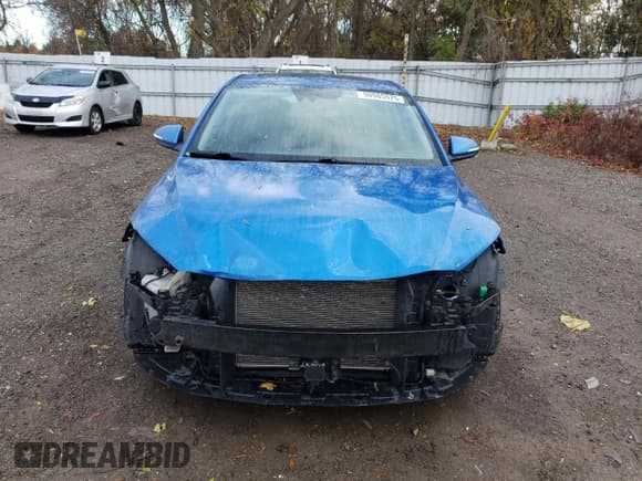 ✅ 2018 Hyundai Elantra Value Edition • VIN: KMHD84LF6JU497952 • Lot: 90985575. Listed on Copart with 142,473 mi. Free auction sales archive from the USA and detailed vehicle history report at DreamBid. Image 5.