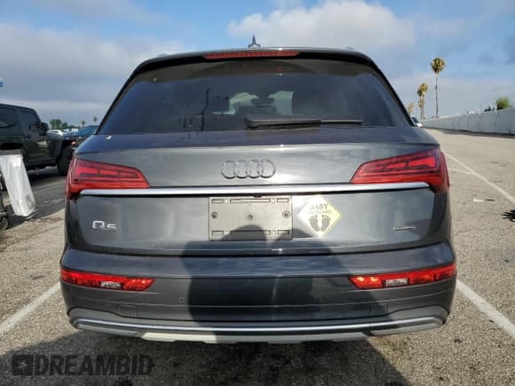 ✅ 2023 Audi Q5 Premium • VIN: WA1ABAFYXP2014370 • Lot: 66169905. Wystawiony na Copart z przebiegiem 34 594 mil. Bezpłatny archiwum sprzedaży aukcyjnych z USA i szczegółowy raport historii pojazdu na DreamBid. Zdjęcie 6.