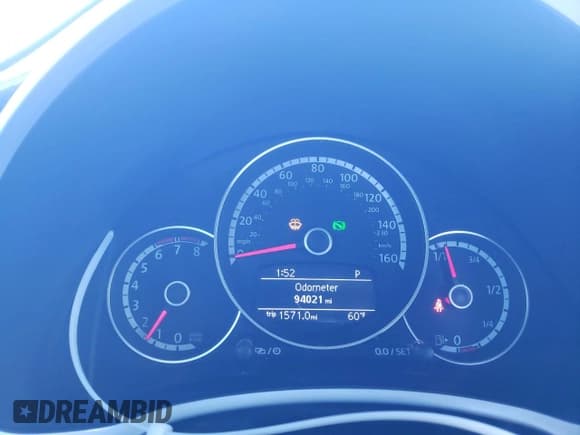 ✅ 2014 Volkswagen Beetle Turbo R-Line • VIN: 3VWVT7AT9EM636111 • Lot: 76061634. Listed on Copart with 94,021 mi. Free auction sales archive from the USA and detailed vehicle history report at DreamBid. Image 9.