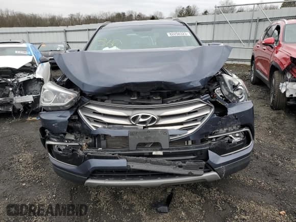 ✅ 2017 Hyundai Santa Fe 2.4L • VIN: 5NMZUDLB4HH014687 • Лот: 82250323. Опубликован ранее на Copart с пробегом 96 822 миль. Бесплатный доступ к архиву аукционных продаж из США и подробный отчёт об истории автомобиля на DreamBid. Изображение 5.