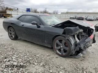 ✅ 2013 Dodge Challenger Rallye Redline • VIN: 2C3CDYAG2DH562337 • Lot: 82303144. Wystawiony na Copart z przebiegiem Nie podano. Bezpłatny archiwum sprzedaży aukcyjnych z USA i szczegółowy raport historii pojazdu na DreamBid. Zdjęcie 4.