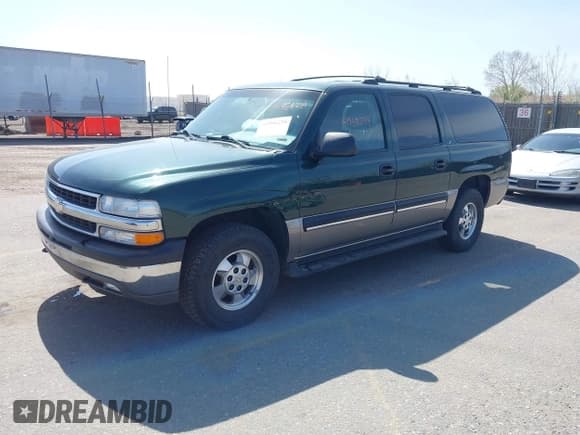 ✅ 2001 Chevrolet Suburban LS • VIN: 3GNFK16T11G152143 • Лот: 41958234. Опубликован ранее на IAAI с пробегом 151 514 миль. Бесплатный доступ к архиву аукционных продаж из США и подробный отчёт об истории автомобиля на DreamBid. Изображение 2.