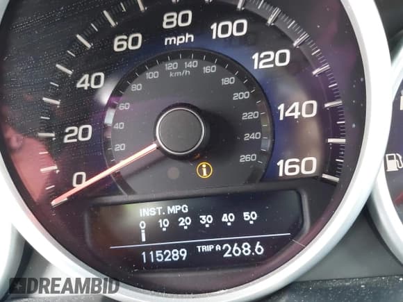 ✅ 2011 Acura RL Technology • VIN: JH4KB2F68BC000256 • Lot: 42210558. Listed on IAAI with 115,289 mi. Free auction sales archive from the USA and detailed vehicle history report at DreamBid. Image 15.