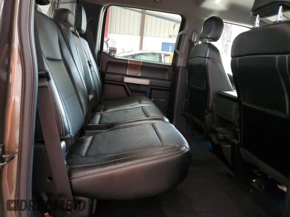 ✅ 2017 Ford F-150 Lariat • VIN: 1FTEW1EFXHFB67756 • Лот: 81801285. Опубликован ранее на Copart с пробегом 118 003 миль. Бесплатный доступ к архиву аукционных продаж из США и подробный отчёт об истории автомобиля на DreamBid. Изображение 10.