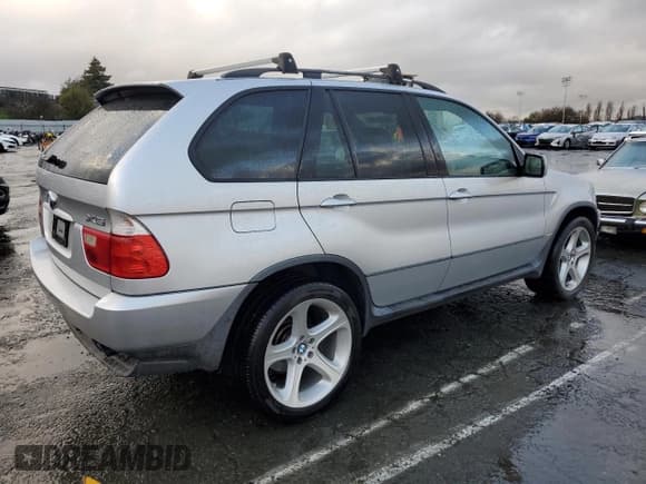 ✅ 2001 BMW X5 4.4i • VIN: WBAFB33581LH16948 • Lot: 44383785. Listed on Copart with 143,249 mi. Free auction sales archive from the USA and detailed vehicle history report at DreamBid. Image 3.