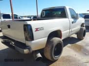 ✅ 2004 Chevrolet Silverado 2500HD LS • VIN: 1GCHK24144E137012 • Lot: 43798317. Listed on IAAI with Not provided. Free auction sales archive from the USA and detailed vehicle history report at DreamBid. Image 4.