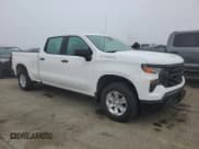 ✅ 2022 Chevrolet Silverado 1500 Work Truck • VIN: 1GCPAAEK2NZ529013 • Lot: 43654455. Wystawiony na Copart z przebiegiem 22 609 mil. Bezpłatny archiwum sprzedaży aukcyjnych z USA i szczegółowy raport historii pojazdu na DreamBid. Zdjęcie 4.
