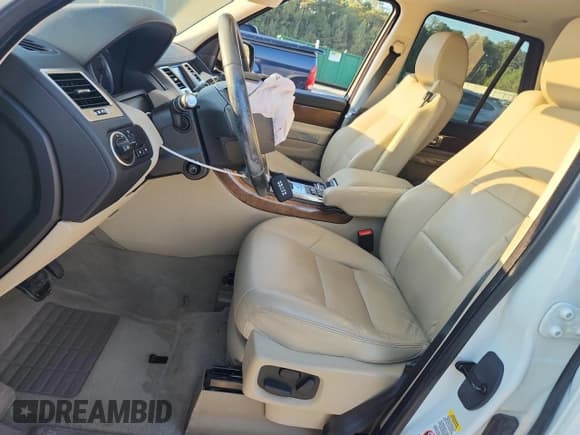 ✅ 2012 Land Rover Range Rover Sport HSE • VIN: SALSF2D47CA736246 • Lot: 84248545. Wystawiony na Copart z przebiegiem 69 019 mil. Bezpłatny archiwum sprzedaży aukcyjnych z USA i szczegółowy raport historii pojazdu na DreamBid. Zdjęcie 7.