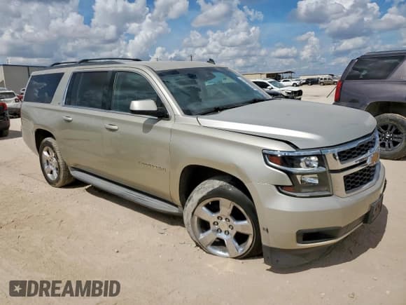 ✅ 2015 Chevrolet Suburban LT • VIN: 1GNSCJKCXFR297559 • Лот: 82297545. Опубликован ранее на Copart с пробегом 141 276 миль. Бесплатный доступ к архиву аукционных продаж из США и подробный отчёт об истории автомобиля на DreamBid. Изображение 4.