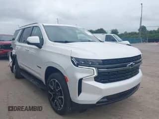 2021 Chevrolet Tahoe RST z VIN 1GNSKRKD8MR489134, wystawiony jako IAAI lot #43040590 z przebiegiem 45 388 mil mil oraz . Historia ofert i sprzedaży dostępna na DreamBid. Obrazek 1.
