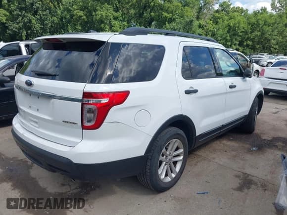✅ 2015 Ford Explorer • VIN: 1FM5K7B89FGB09435 • Lot: 42602472. Listed on IAAI with 130,275 mi. Free auction sales archive from the USA and detailed vehicle history report at DreamBid. Image 4.