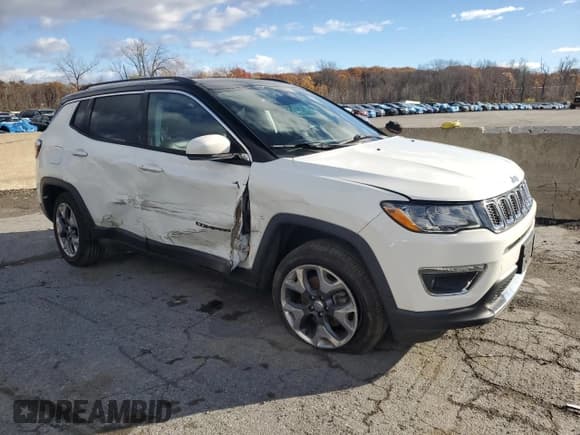 ✅ 2018 Jeep Compass Limited • VIN: 3C4NJDCBXJT234335 • Lot: 91072425. Listed on Copart with 157,478 mi. Free auction sales archive from the USA and detailed vehicle history report at DreamBid. Image 4.