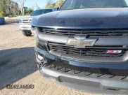 ✅ 2015 Chevrolet Colorado 4WD Z71 • VIN: 1GCHTCE3XF1144110 • Lot: 43416948. Wystawiony na IAAI z przebiegiem 111 041 mil. Bezpłatny archiwum sprzedaży aukcyjnych z USA i szczegółowy raport historii pojazdu na DreamBid. Zdjęcie 6.