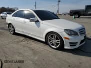 ✅ 2013 Mercedes-Benz C 300 Sport • VIN: WDDGF8AB9DR282805 • Lot: 93424565. Wystawiony na Copart z przebiegiem 260 688 mil. Bezpłatny archiwum sprzedaży aukcyjnych z USA i szczegółowy raport historii pojazdu na DreamBid. Zdjęcie 4.