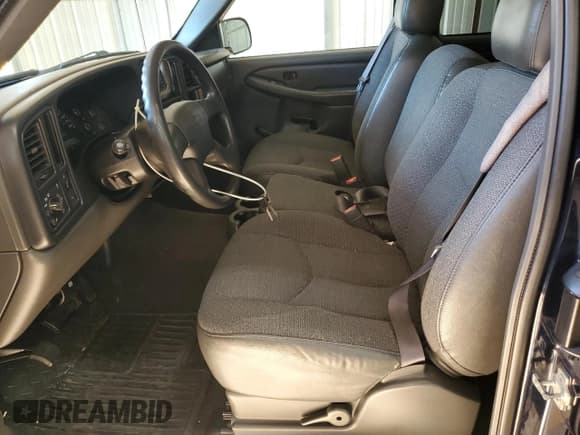 ✅ 2005 Chevrolet Silverado 1500 LS • VIN: 2GCEC19V751392388 • Lot: 85008425. Listed on Copart with 104,017 mi. Free auction sales archive from the USA and detailed vehicle history report at DreamBid. Image 7.