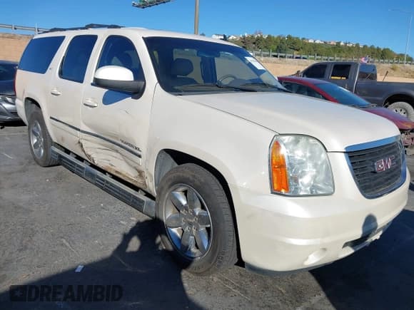 ✅ 2013 GMC Yukon XL SLT • VIN: 1GKS1KE04DR164576 • Lot: 41042003. Wystawiony na IAAI z przebiegiem 154 715 mil. Bezpłatny archiwum sprzedaży aukcyjnych z USA i szczegółowy raport historii pojazdu na DreamBid. Zdjęcie 1.