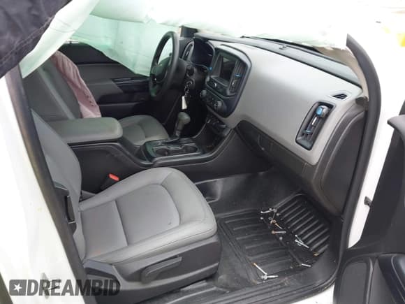 ✅ 2019 Chevrolet Colorado 2WD Work Truck • VIN: 1GCHSBEA4K1170109 • Lot: 41934824. Wystawiony na IAAI z przebiegiem 105 970 mil. Bezpłatny archiwum sprzedaży aukcyjnych z USA i szczegółowy raport historii pojazdu na DreamBid. Zdjęcie 5.