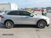 ✅ 2013 Porsche Cayenne Diesel • VIN: WP1AF2A22DLA43174 • Лот: 42063726. Опубликован ранее на IAAI с пробегом 115 776 миль. Бесплатный доступ к архиву аукционных продаж из США и подробный отчёт об истории автомобиля на DreamBid. Изображение 13.