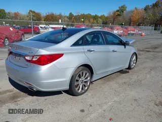 ✅ 2012 Hyundai Sonata Limited • VIN: 5NPEC4AB5CH432059 • Lot: 43506183. Listed on IAAI with 113,755 mi. Free auction sales archive from the USA and detailed vehicle history report at DreamBid. Image 4.