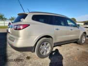 ✅ 2015 Chevrolet Traverse LT • VIN: 1GNKRGKD3FJ148211 • Lot: 89884255. Wystawiony na Copart z przebiegiem 160 371 mil. Bezpłatny archiwum sprzedaży aukcyjnych z USA i szczegółowy raport historii pojazdu na DreamBid. Zdjęcie 3.