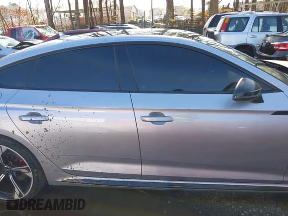 ✅ 2019 Audi RS 5 Sportback • VIN: WUABWCF50KA903597 • Lot: 41574876. Listed on IAAI with 80,629 mi. Free auction sales archive from the USA and detailed vehicle history report at DreamBid. Image 13.