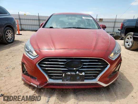 ✅ 2018 Hyundai Sonata SE • VIN: 5NPE24AF4JH671511 • Лот: 70567515. Опубликован ранее на Copart с пробегом 212 323 миль. Бесплатный доступ к архиву аукционных продаж из США и подробный отчёт об истории автомобиля на DreamBid. Изображение 5.