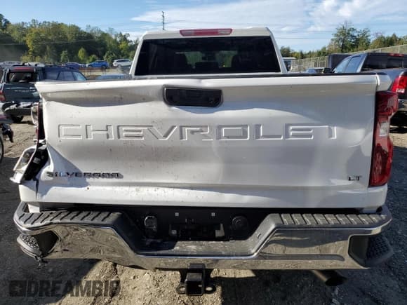 ✅ 2025 Chevrolet Silverado 2500HD LT • VIN: 2GC1KNE78S1234041 • Lot: 85681265. Wystawiony na Copart z przebiegiem 2 408 mil. Bezpłatny archiwum sprzedaży aukcyjnych z USA i szczegółowy raport historii pojazdu na DreamBid. Zdjęcie 6.