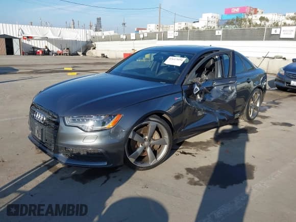 ✅ 2014 Audi A6 Prestige • VIN: WAUHGAFCXEN076970 • Лот: 43617694. Опубликован ранее на IAAI с пробегом 75 401 миль. Бесплатный доступ к архиву аукционных продаж из США и подробный отчёт об истории автомобиля на DreamBid. Изображение 19.