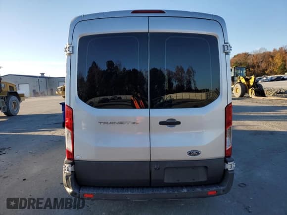✅ 2016 Ford Transit Cargo • VIN: 1FTYE1CM5GKB56512 • Lot: 82561724. Listed on Copart with Not provided. Free auction sales archive from the USA and detailed vehicle history report at DreamBid. Image 6.