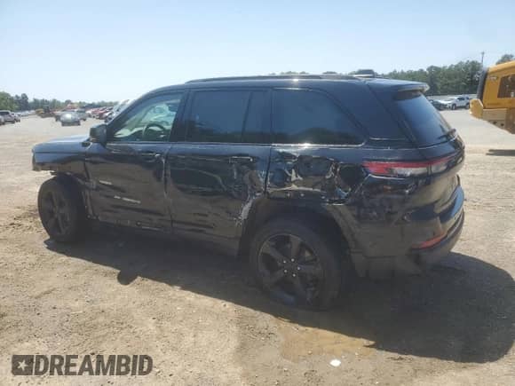 2022 Jeep Grand Cherokee Altitude z VIN 1C4RJGAG7N8572670, wystawiony jako Copart lot #52362295 z przebiegiem 35 921 mil mil oraz Szkoda całkowita • Salvage title. Historia ofert i sprzedaży dostępna na DreamBid. Obrazek 2.