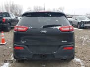 ✅ 2015 Jeep Cherokee Latitude • VIN: 1C4PJMCS3FW668154 • Lot: 43716947. Wystawiony na IAAI z przebiegiem 330 972 mil. Bezpłatny archiwum sprzedaży aukcyjnych z USA i szczegółowy raport historii pojazdu na DreamBid. Zdjęcie 16.