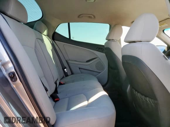 ✅ 2014 Kia Optima LX • VIN: 5XXGM4A75EG308177 • Lot: 92209845. Wystawiony na Copart z przebiegiem 195 771 mil. Bezpłatny archiwum sprzedaży aukcyjnych z USA i szczegółowy raport historii pojazdu na DreamBid. Zdjęcie 10.