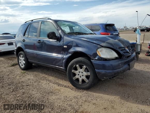 ✅ 2000 Mercedes-Benz M 320/430/500 • VIN: 4JGAB72E7YA214503 • Lot: 66737825. Wystawiony na Copart z przebiegiem 170 683 mil. Bezpłatny archiwum sprzedaży aukcyjnych z USA i szczegółowy raport historii pojazdu na DreamBid. Zdjęcie 4.