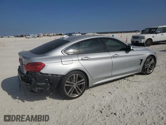 ✅ 2019 BMW 4 Series 430i • VIN: WBA4J1C56KBM15405 • Lot: 86792565. Listed on Copart with 79,629 mi. Free auction sales archive from the USA and detailed vehicle history report at DreamBid. Image 3.